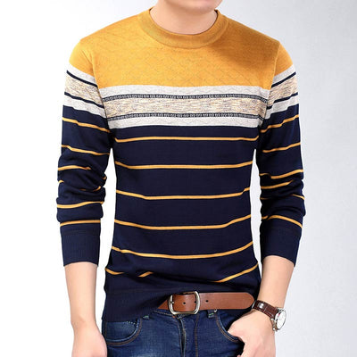 Form Fitting Essential Sweater