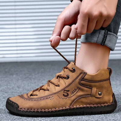 LEATHER COMFORT SNEAKER